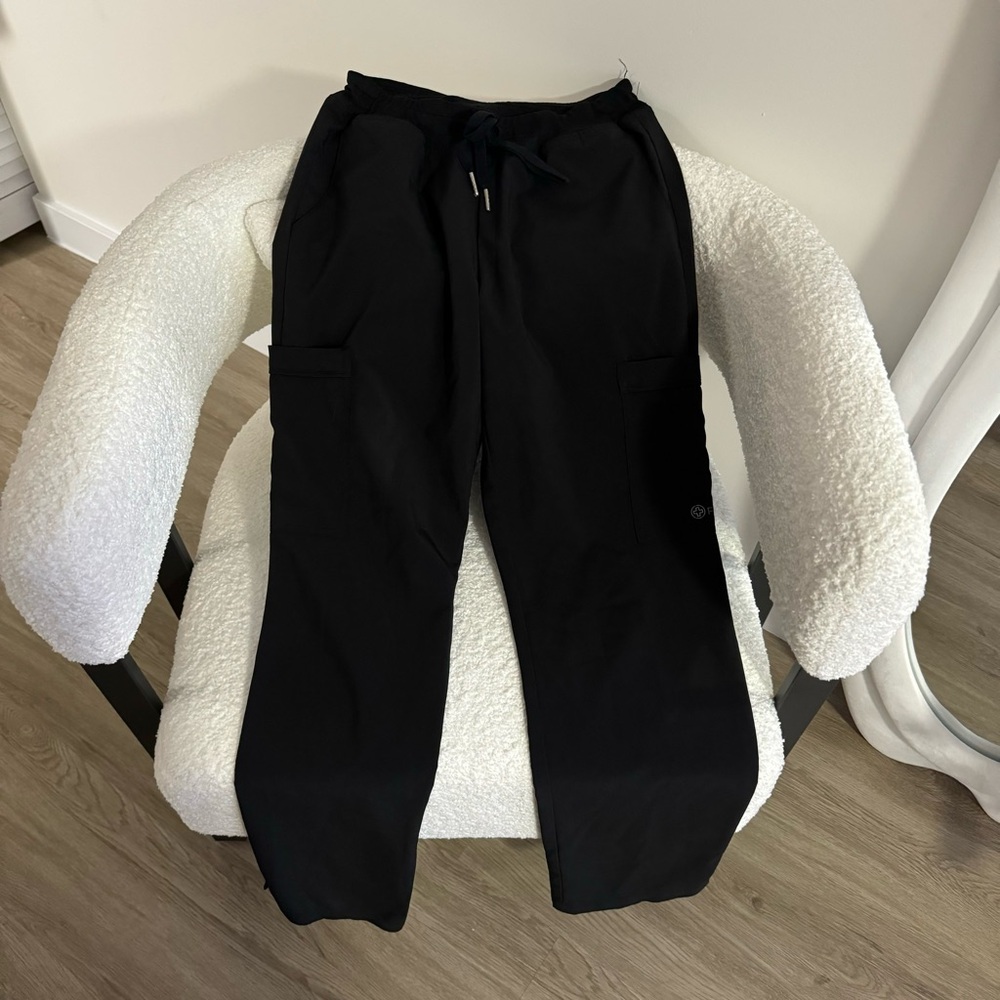 Straight leg scrubs